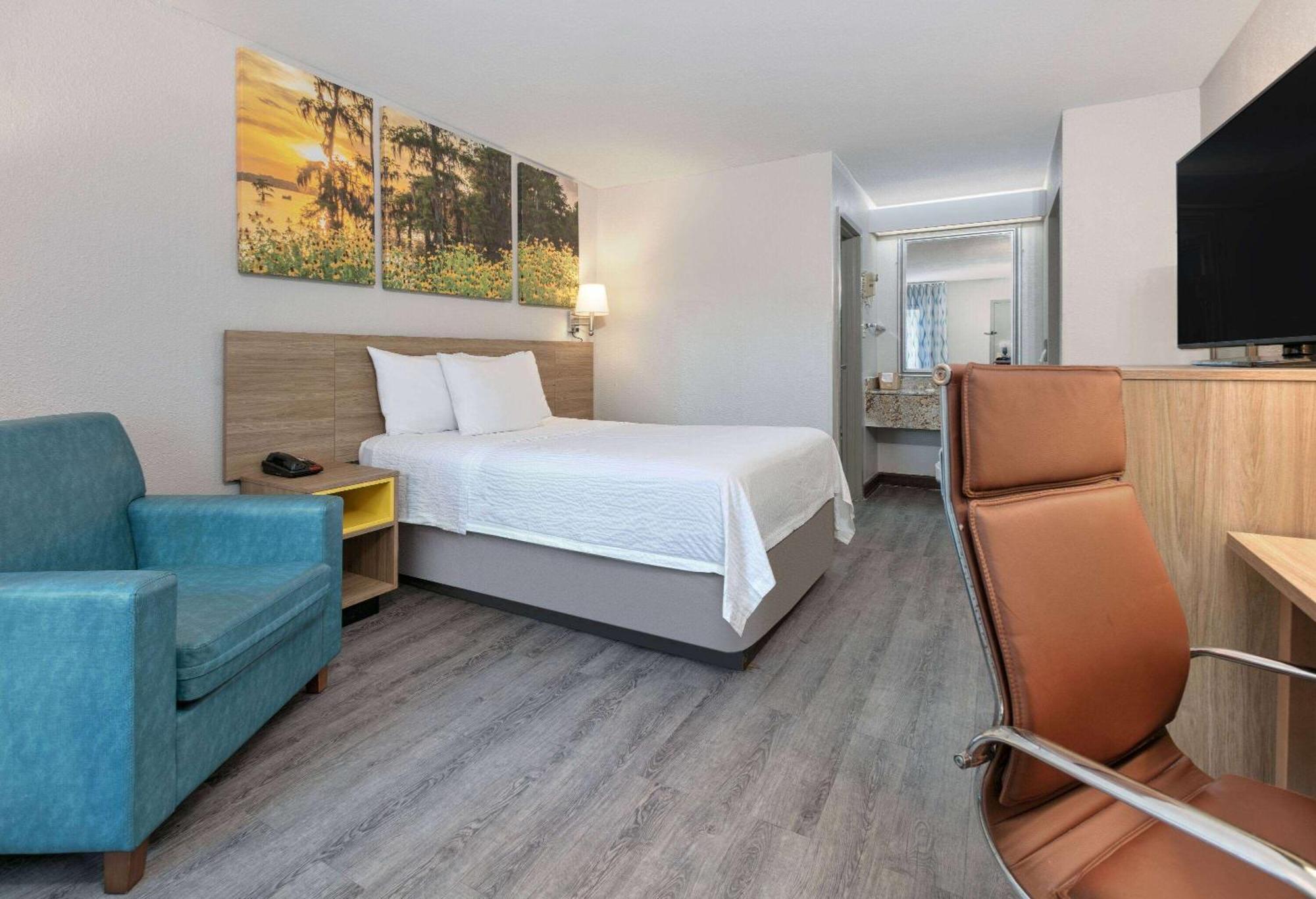 Days Inn By Wyndham Greenville Ms Екстериор снимка